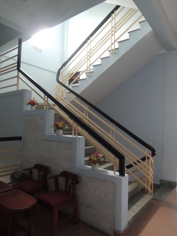My Hanh Hotel Hue Zewnętrze zdjęcie