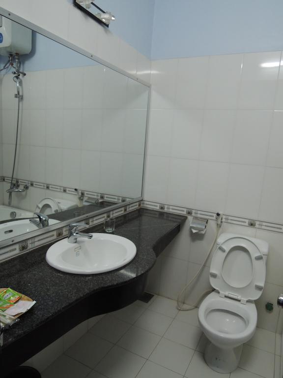 My Hanh Hotel Hue Zewnętrze zdjęcie