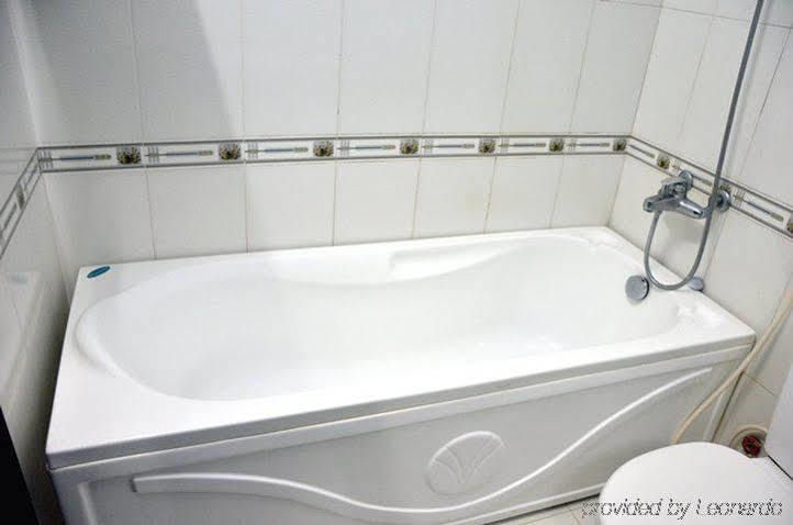 My Hanh Hotel Hue Zewnętrze zdjęcie